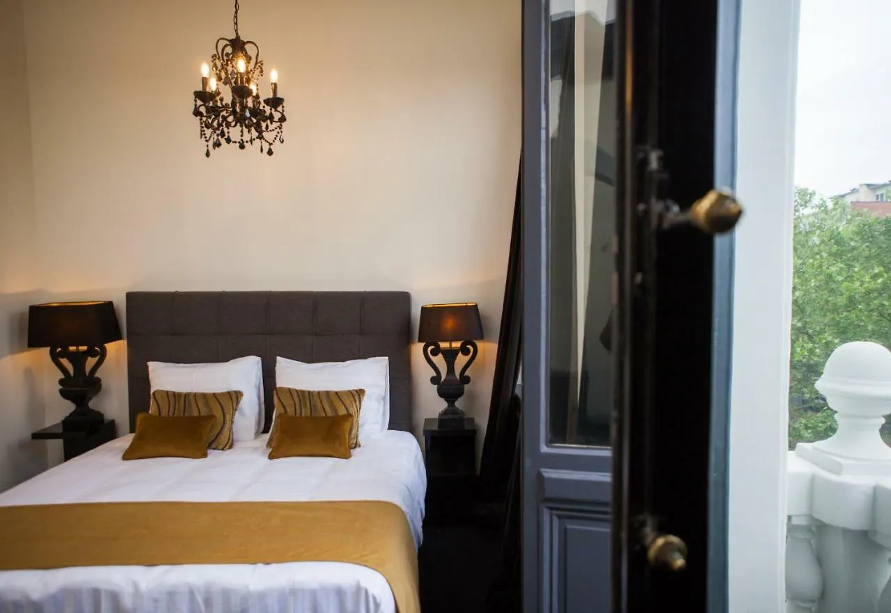 B In Antwerp Bed & Breakfast