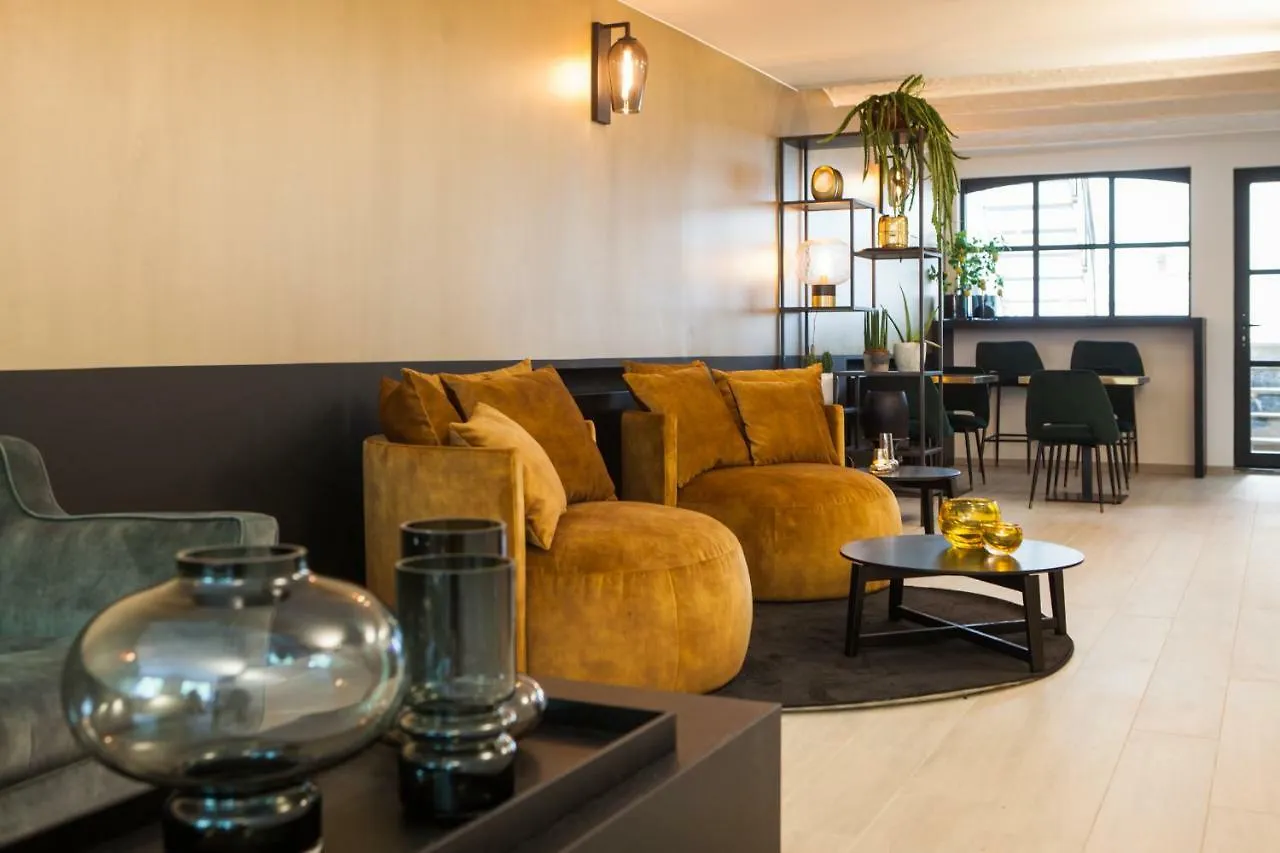 B In Antwerp Bed & Breakfast