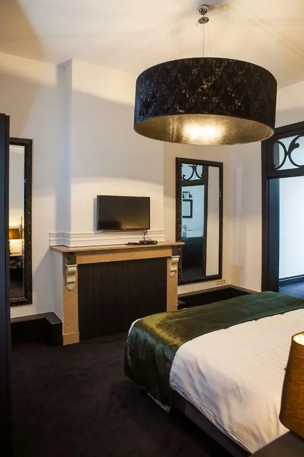 B In Antwerp Bed & Breakfast 2*,  Belgium