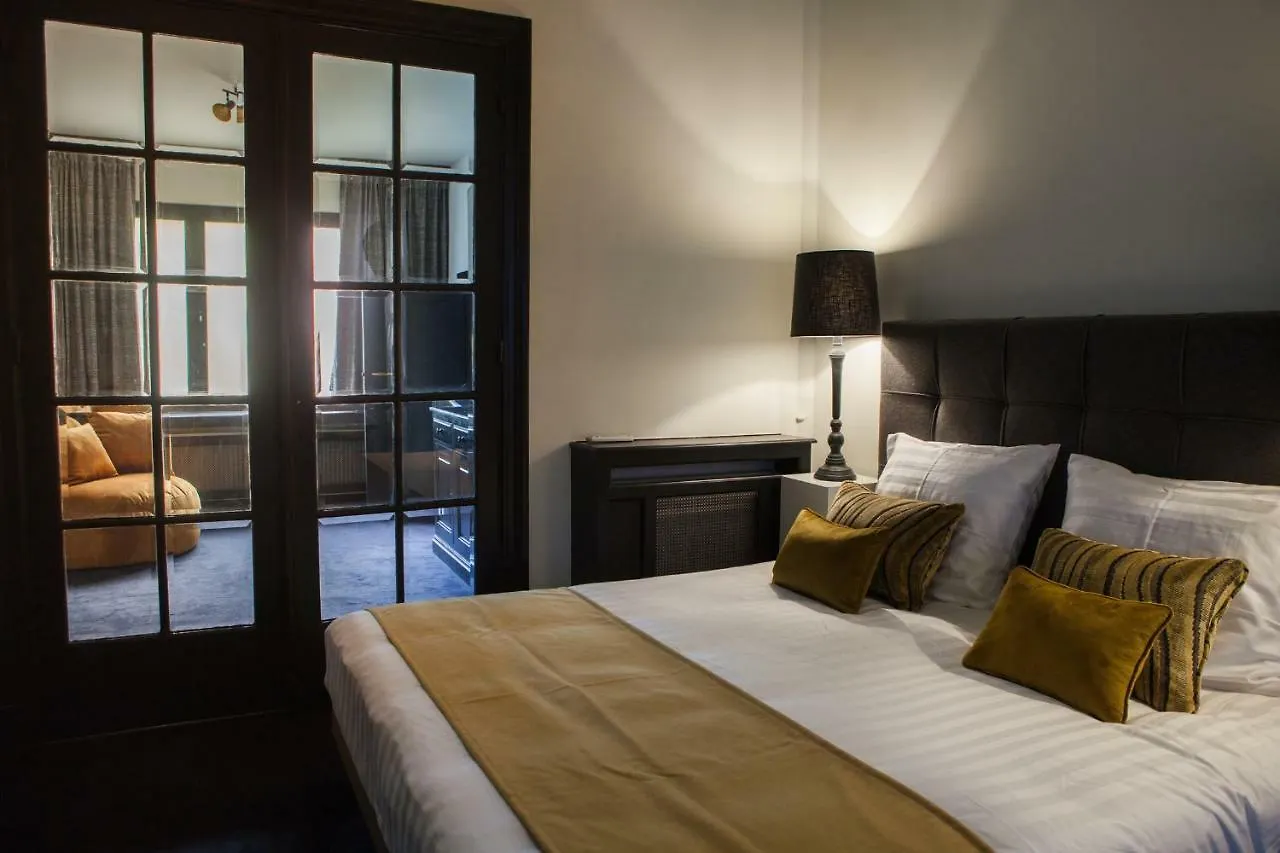 B In Antwerp Bed & Breakfast